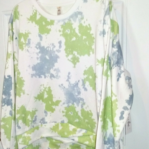 ๐๐ฒ4/$20. Sweatshirt Tie Dye, High-Low, Large 12 / 14 - Picture 3 of 6